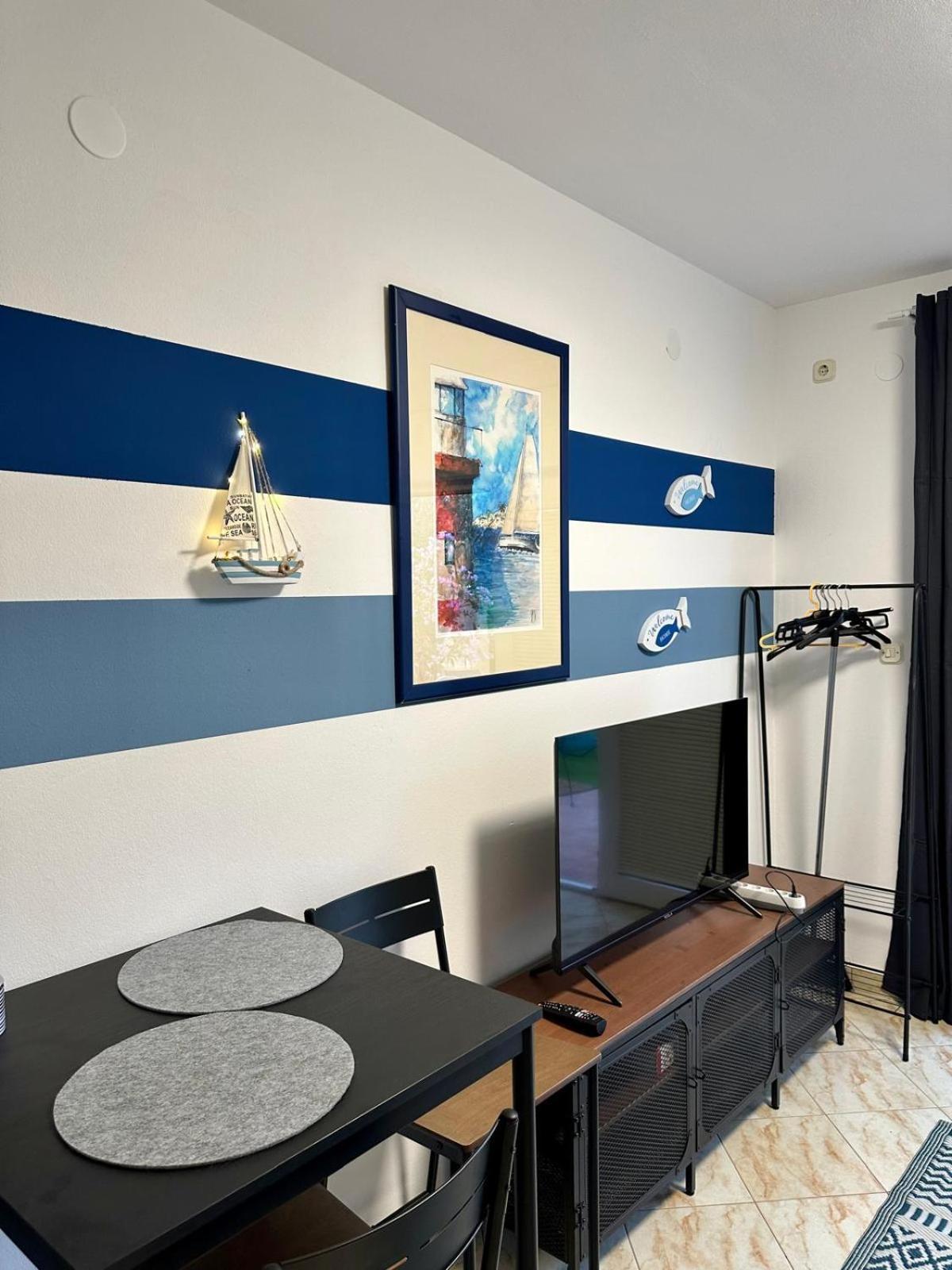 Apartments Eti Bol Eksteriør bilde